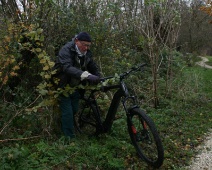 2024-11-23 10h19 Spookverlaat - - C=Gestolen fiets - Margot Klingers