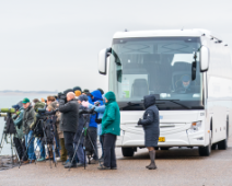 2025-01-25 Zeeland - - C=Schuilen bij de bus - Frank Verheij